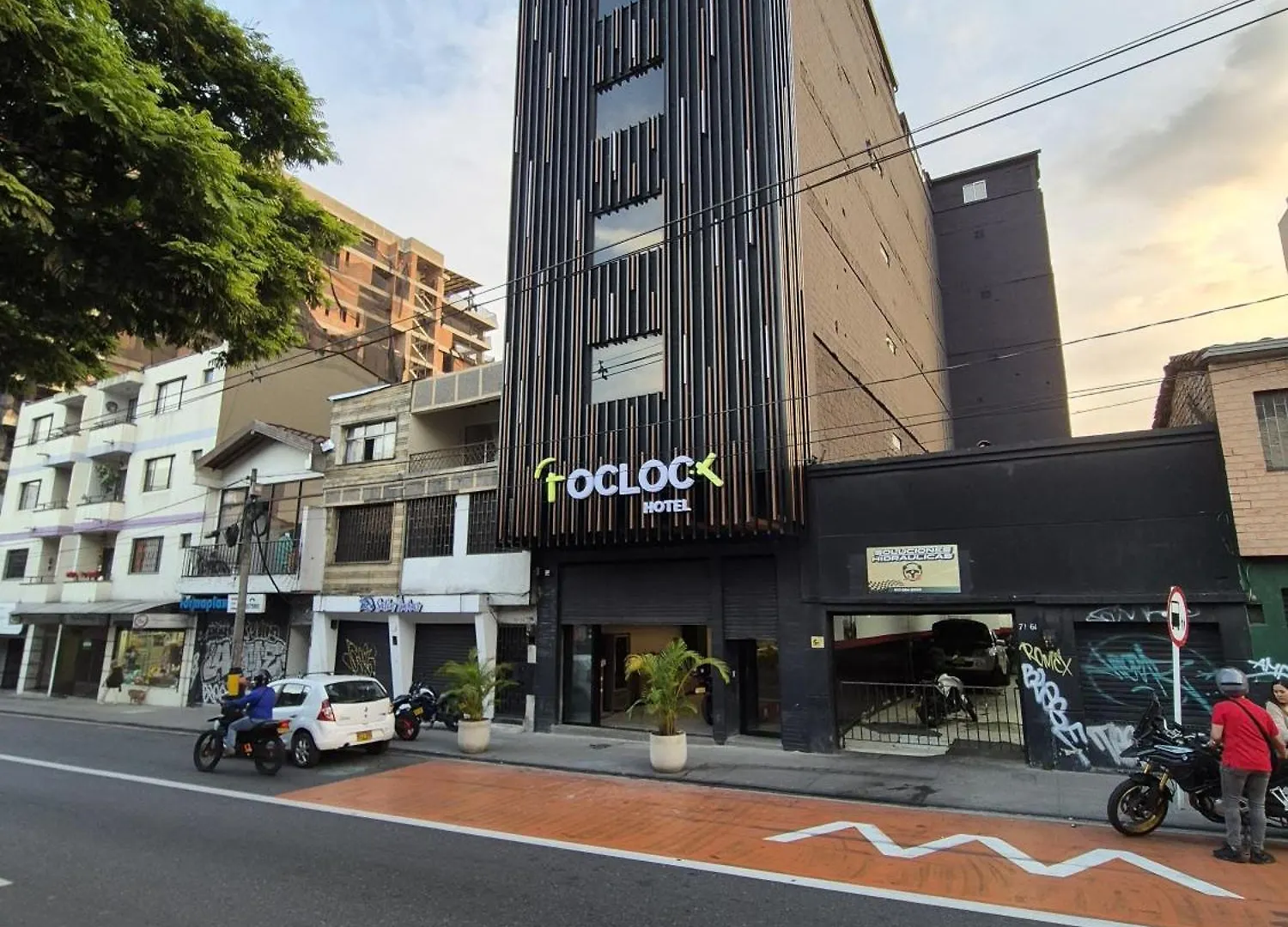 ****  Hotel Time Oclock Medellin Colombia