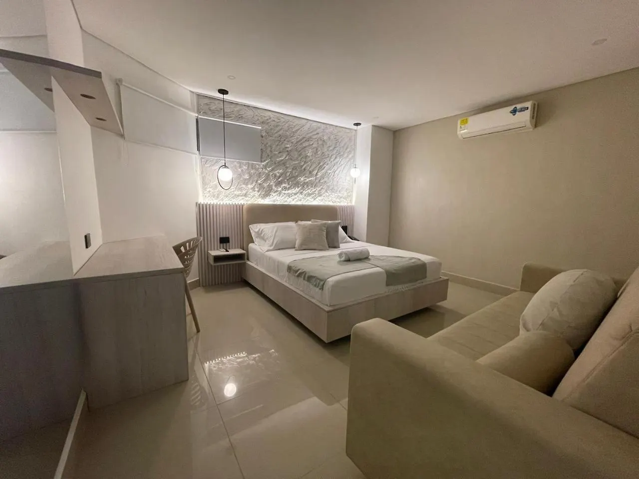 Hotel Time Oclock Medellin